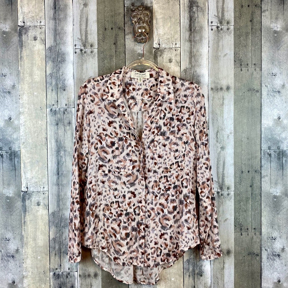 Anthropologie Cloth and Stone Louisa Leopard Buttondown in Pink Combo Size Small